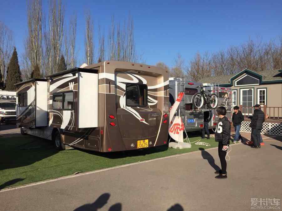 探索小巷深处的奥秘——2016国产最新房车之旅