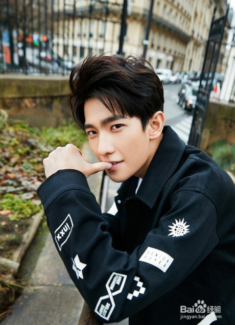 池昌旭最新图片阳光帅气,魅力四溢