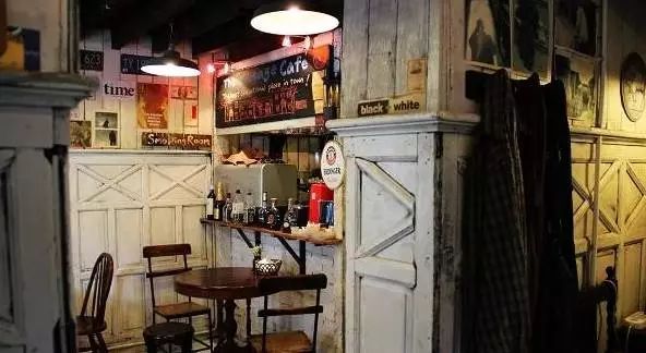 探索小巷秘境，99rrss最新域名带你发现一家隐藏的特色小店